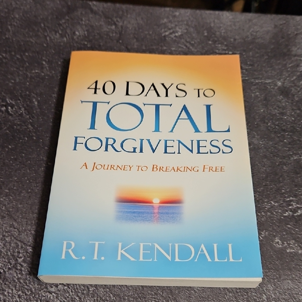40 Days to Total Forgiveness: A Journey to Break‎ Free